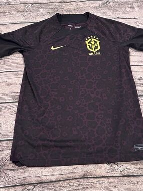 Nike Kids Brasil National Team Patterned Soccer Jersey Kids’ Size XL